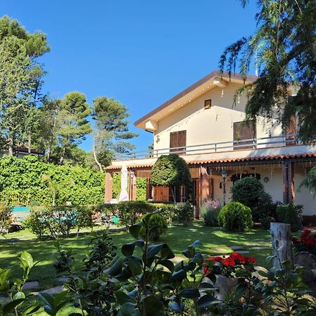 Villa Con Piscina Villa Scott Del Bernese Николози Экстерьер фото